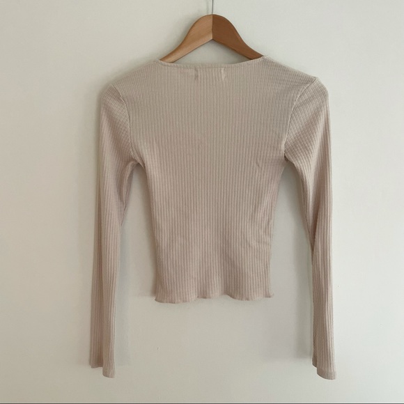 Urban Outfitters Tan Scoop Neck Crop Top Long Sleeved Size Small - Picture 2 of 8